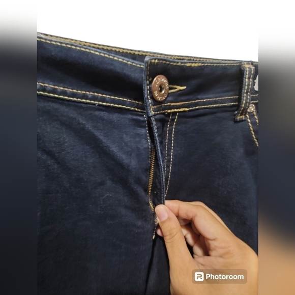 JORDACHE Skinny Jean Sz 16 Cotton Blend w/Back Embroidered Pockets - Picture 4 of 8